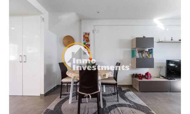 Reventa - Apartamento - Torrevieja - Aguas Nuevas