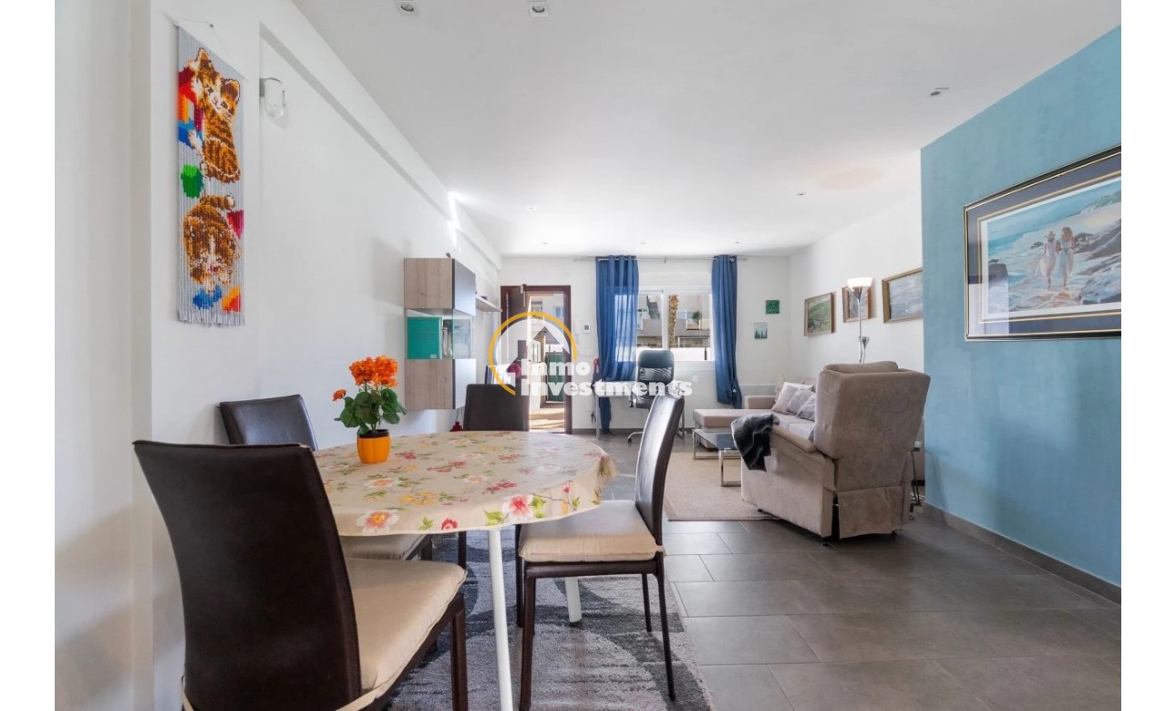 Reventa - Apartamento - Torrevieja - Aguas Nuevas