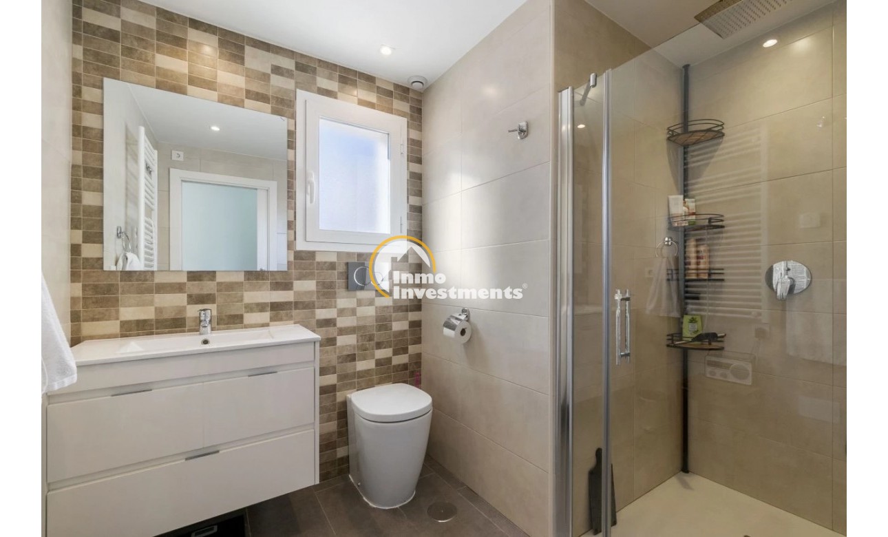 Reventa - Apartamento - Torrevieja - Aguas Nuevas