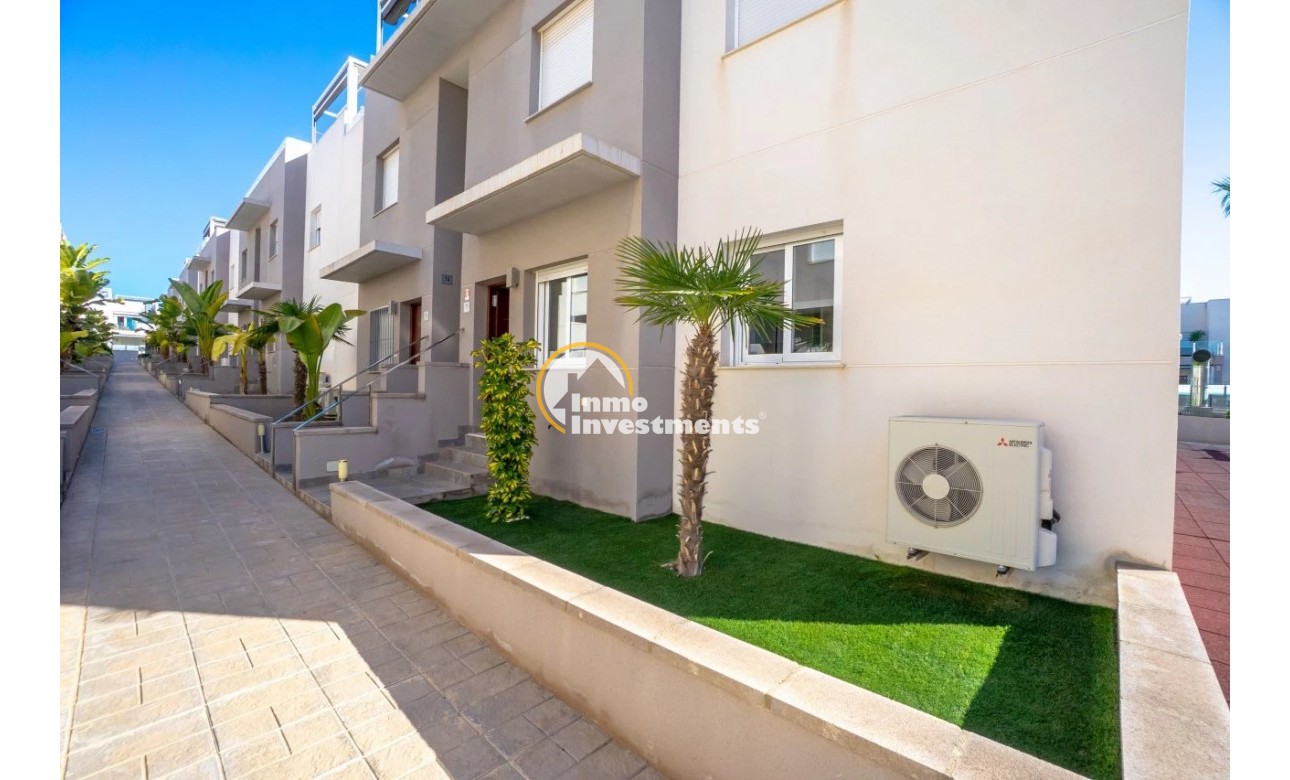 Reventa - Apartamento - Torrevieja - Aguas Nuevas