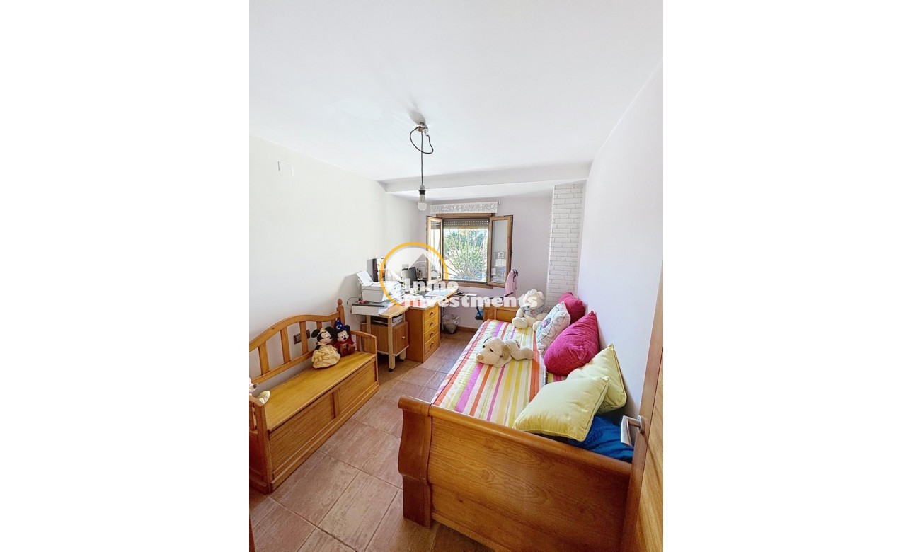 Reventa - Chalet adosado - Rojales
