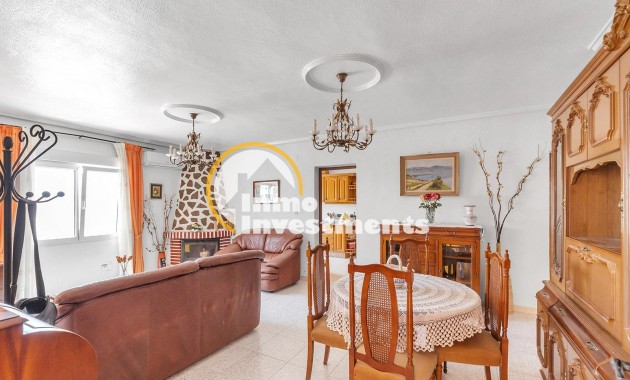 Resale - Villa - Ciudad Quesada