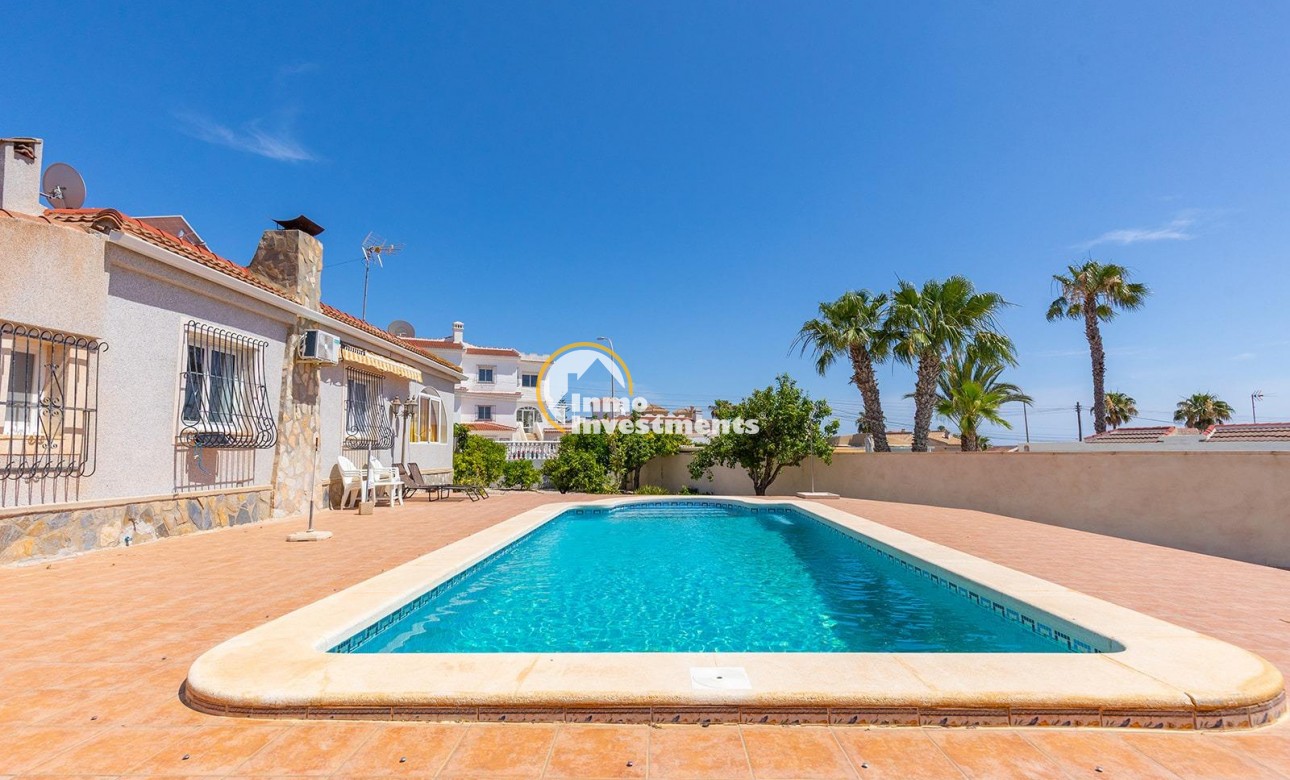 Resale - Villa - Ciudad Quesada