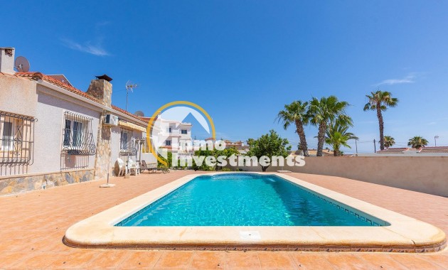 Resale - Villa - Ciudad Quesada