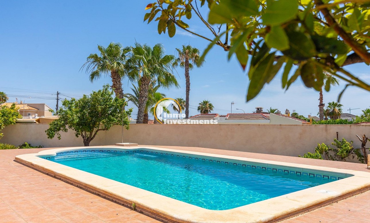 Resale - Villa - Ciudad Quesada