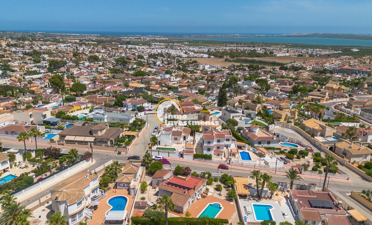 Resale - Villa - Ciudad Quesada
