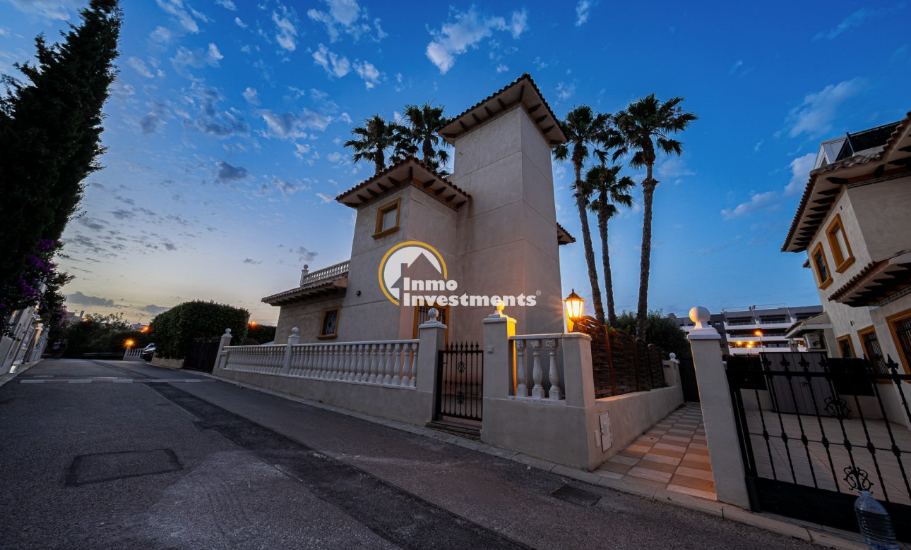 Gebrauchtimmobilien - Villa - Playa Flamenca