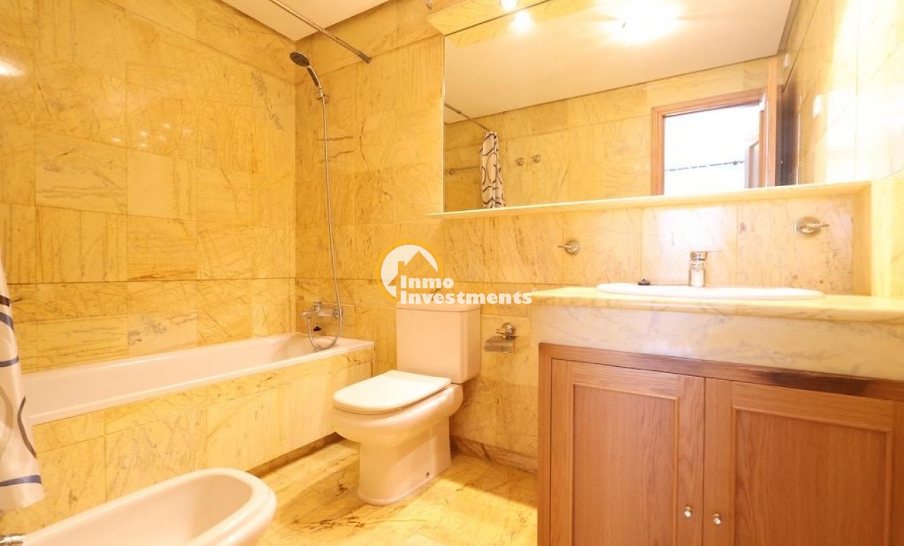 Bestaande bouw - Villa - Orihuela Costa - Agua Marina