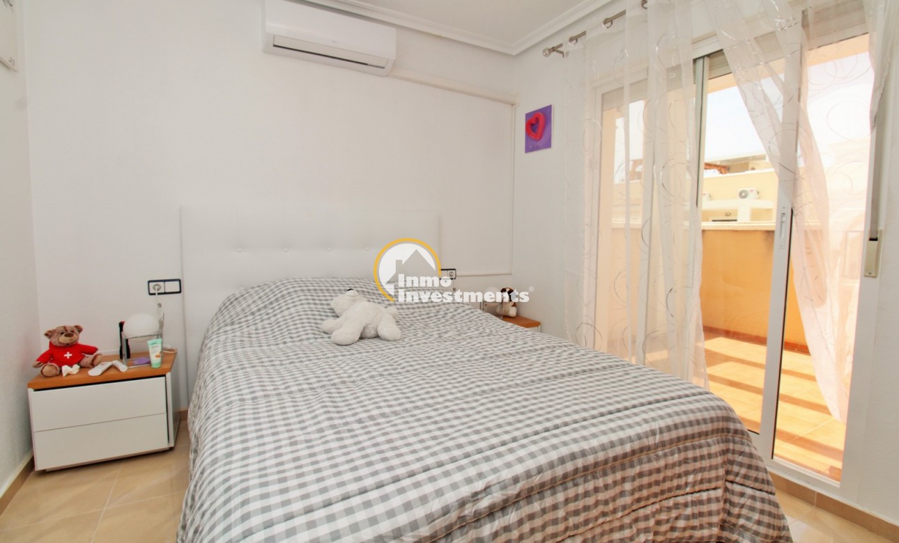 Reventa - Chalet adosado - San Miguel de Salinas - San Miguel.