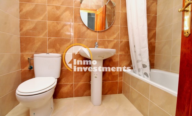 Reventa - Chalet adosado - San Miguel de Salinas - San Miguel.