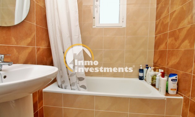 Reventa - Chalet adosado - San Miguel de Salinas - San Miguel.