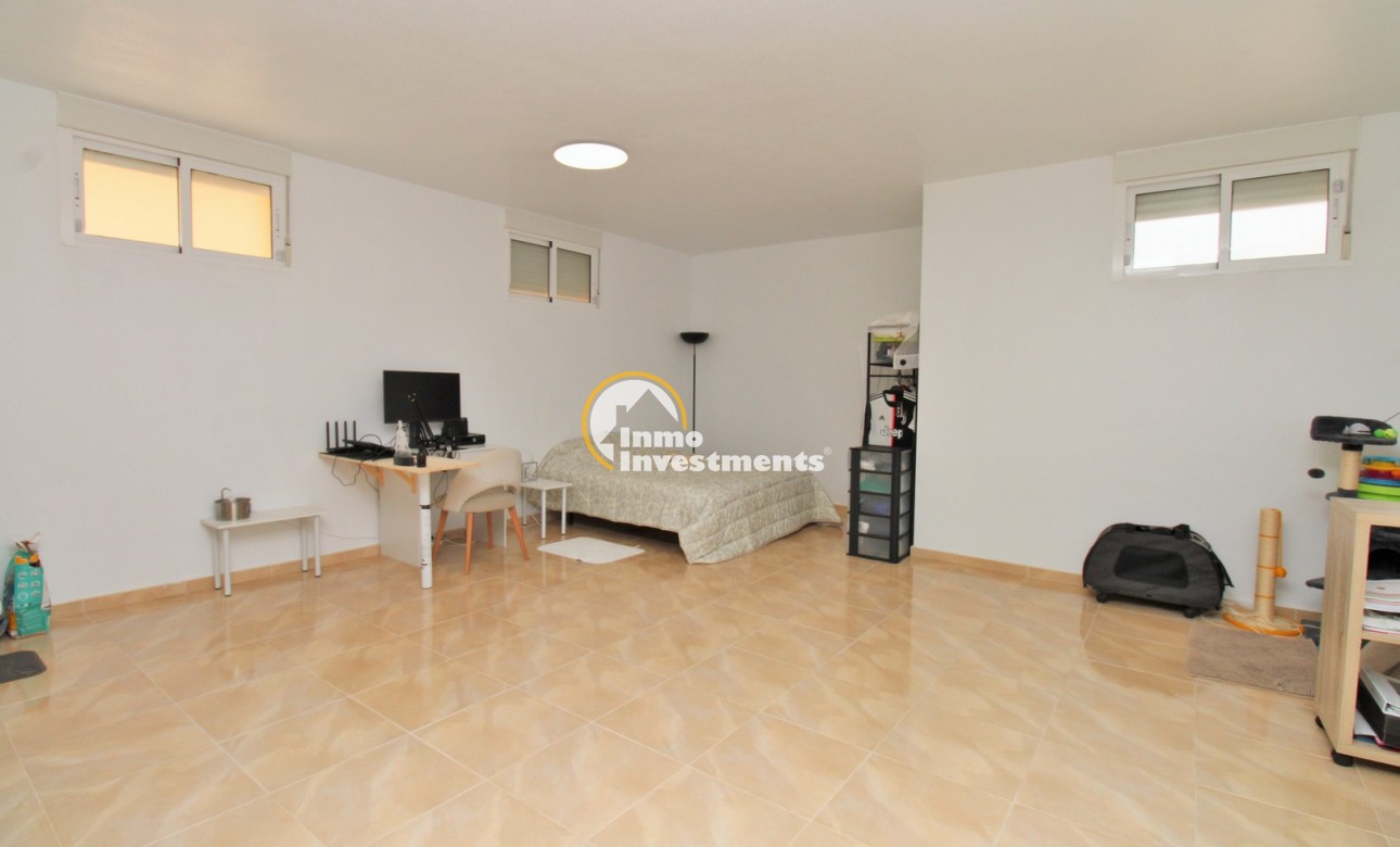 Reventa - Chalet adosado - San Miguel de Salinas - San Miguel.