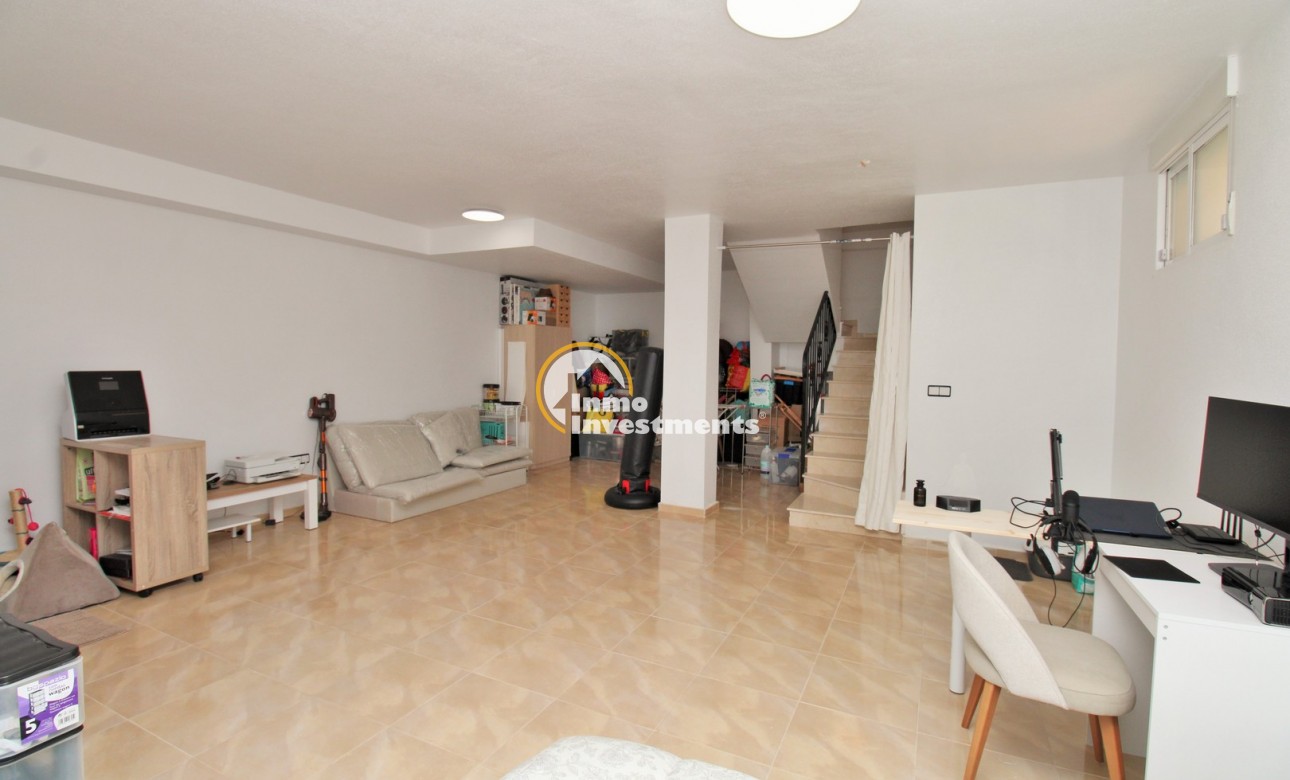 Reventa - Chalet adosado - San Miguel de Salinas - San Miguel.