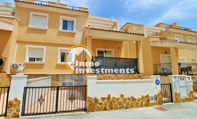 Reventa - Chalet adosado - San Miguel de Salinas - San Miguel.