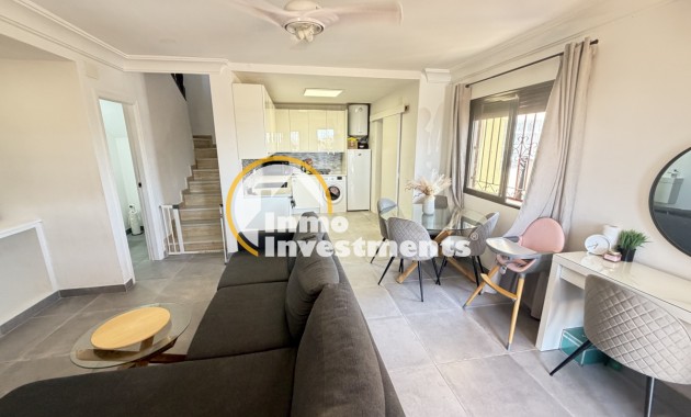 Gebrauchtimmobilien - Villa - Villamartin - Blue Lagoon