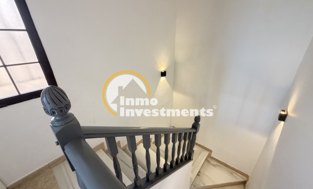 Gebrauchtimmobilien - Villa - Villamartin - Blue Lagoon