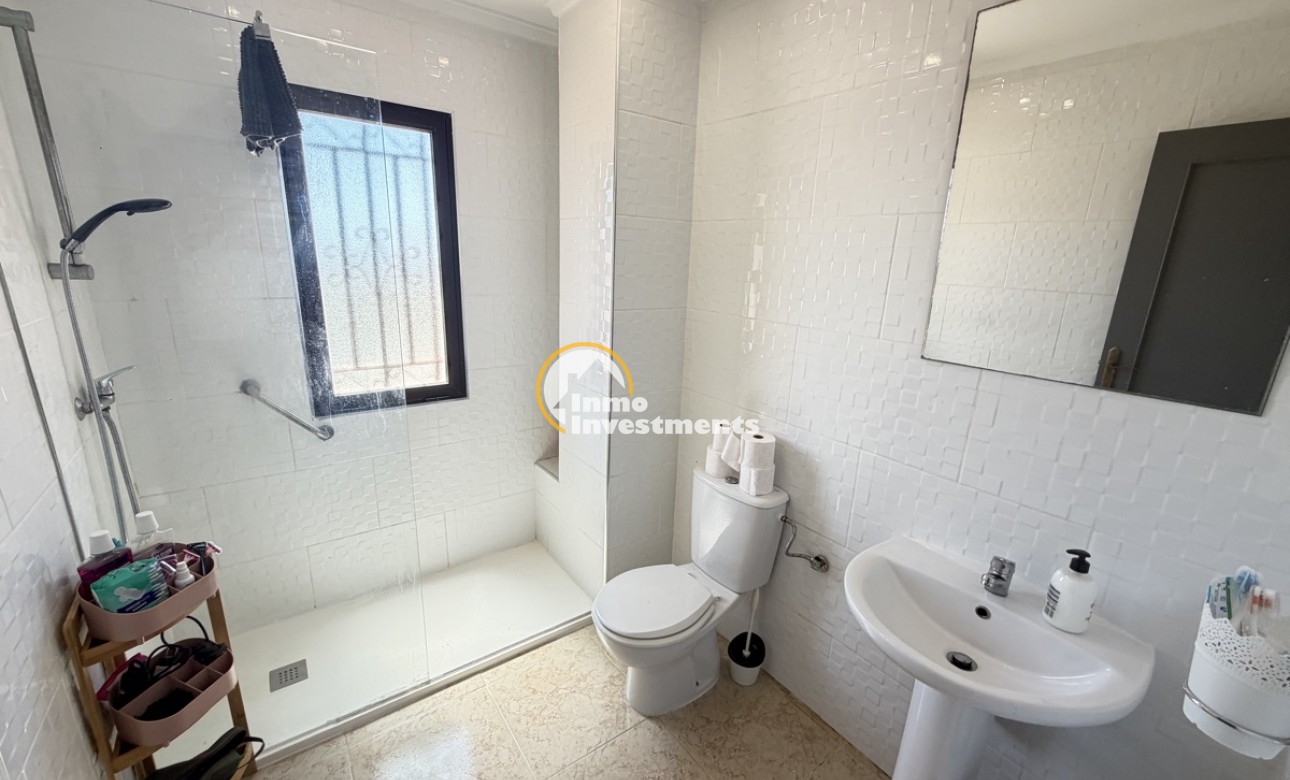 Gebrauchtimmobilien - Villa - Villamartin - Blue Lagoon