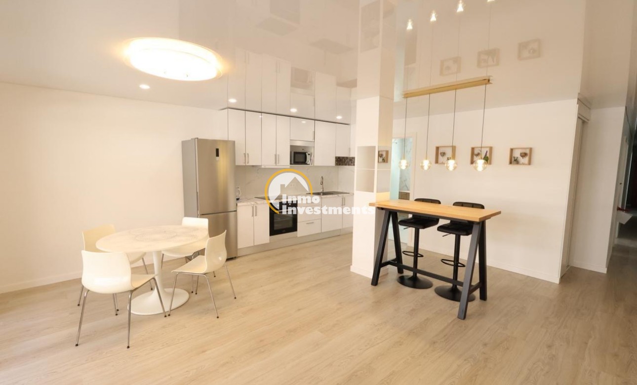 Reventa - Apartamento - Torrevieja - Acequion