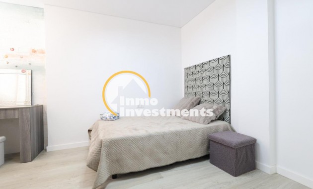 Reventa - Apartamento - Torrevieja - Acequion