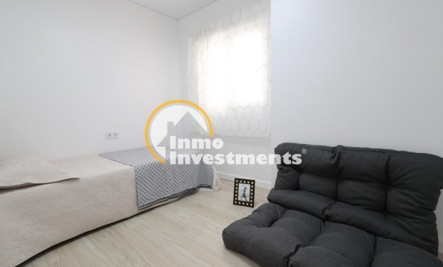 Reventa - Apartamento - Torrevieja - Acequion