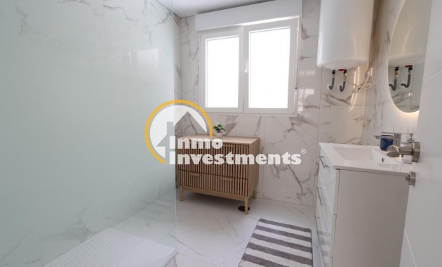 Reventa - Apartamento - Torrevieja - Acequion