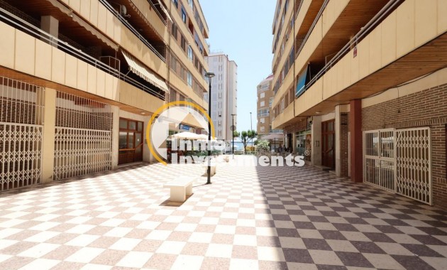 Reventa - Apartamento - Torrevieja - Acequion