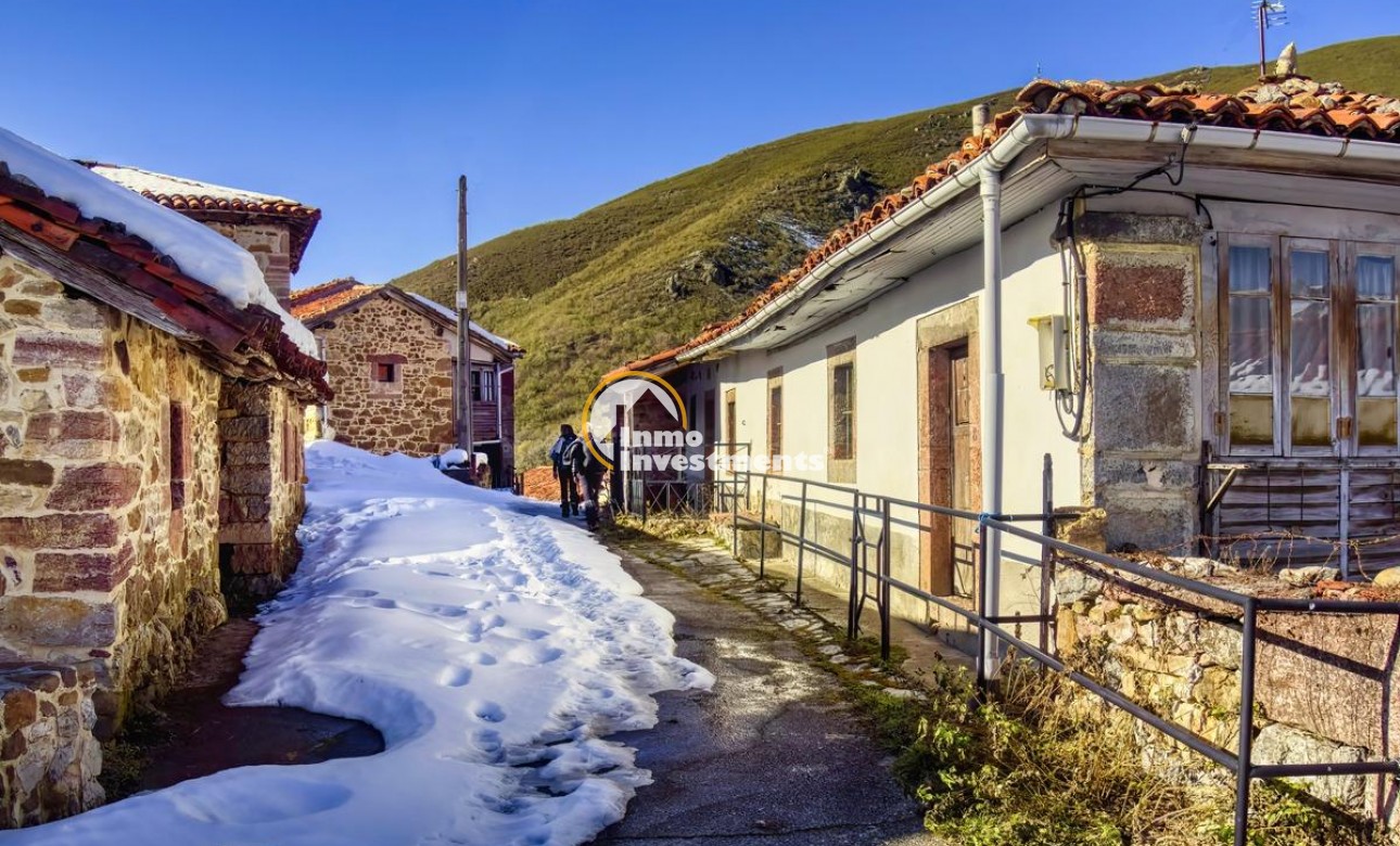 Revente privée - stone house - Teverga - Focella
