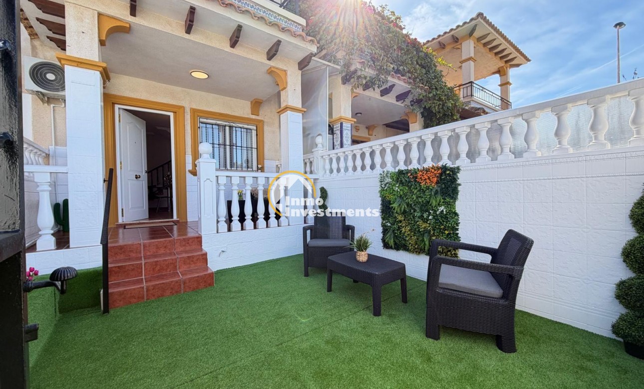 Bestaande bouw - Townhouse - Torrevieja - Punta prima