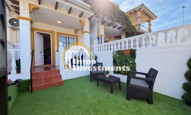 Bestaande bouw - Townhouse - Torrevieja - Punta prima