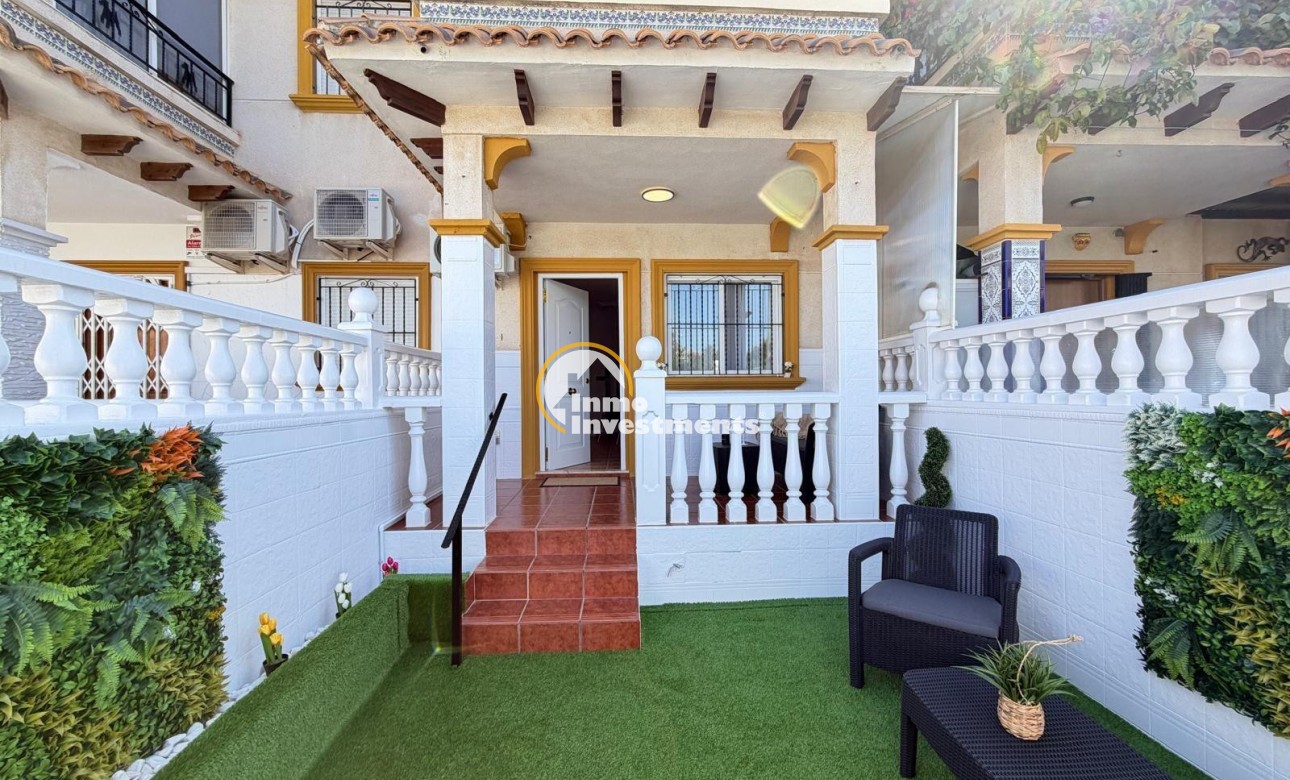 Bestaande bouw - Townhouse - Torrevieja - Punta prima