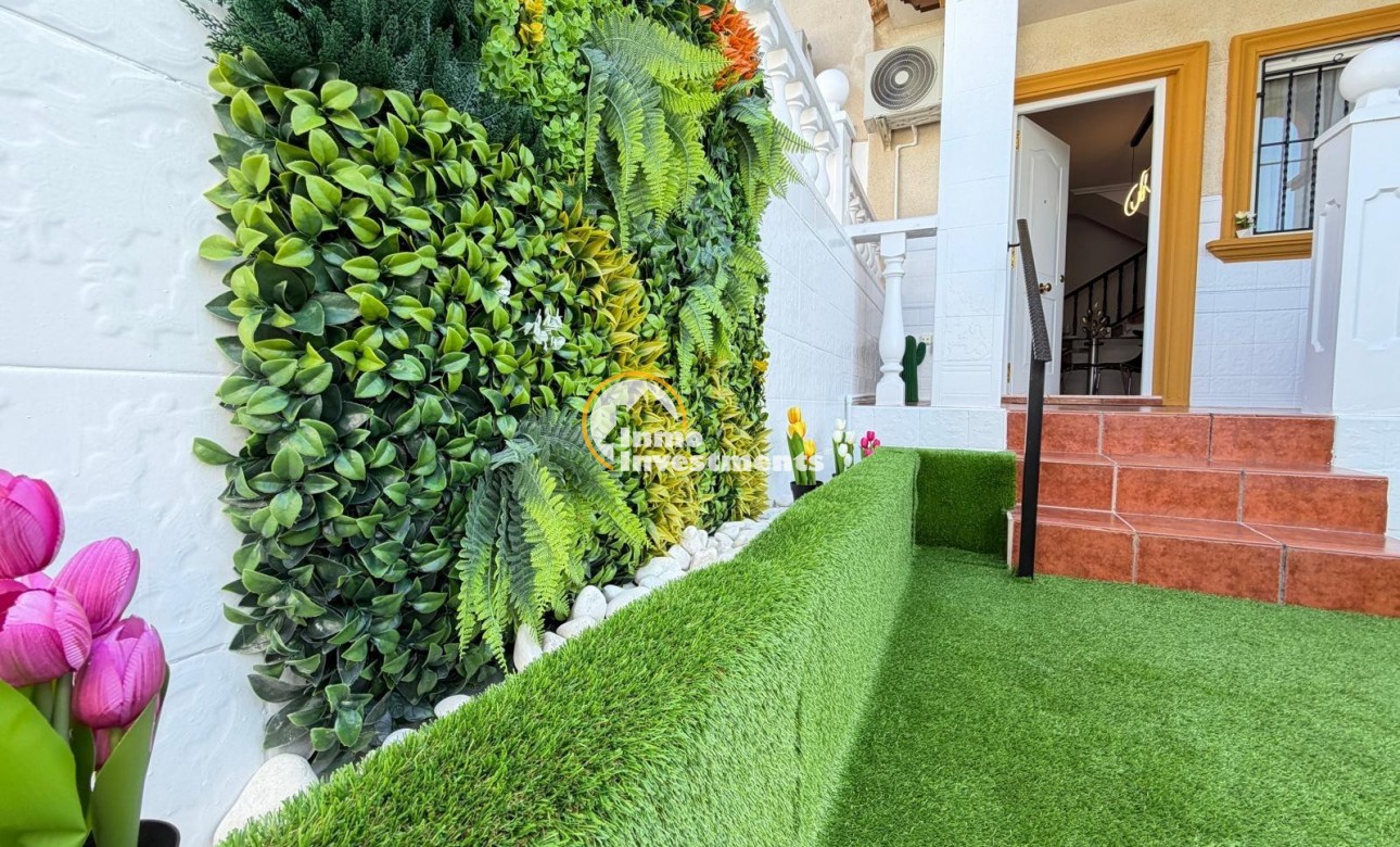 Bestaande bouw - Townhouse - Torrevieja - Punta prima