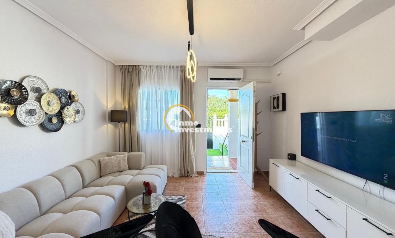 Bestaande bouw - Townhouse - Torrevieja - Punta prima