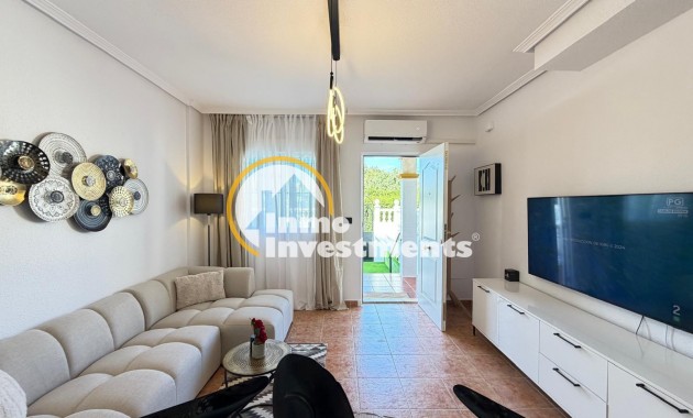 Bestaande bouw - Townhouse - Torrevieja - Punta prima