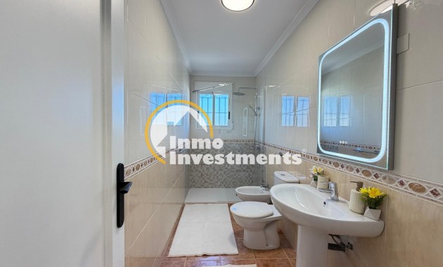 Bestaande bouw - Townhouse - Torrevieja - Punta prima