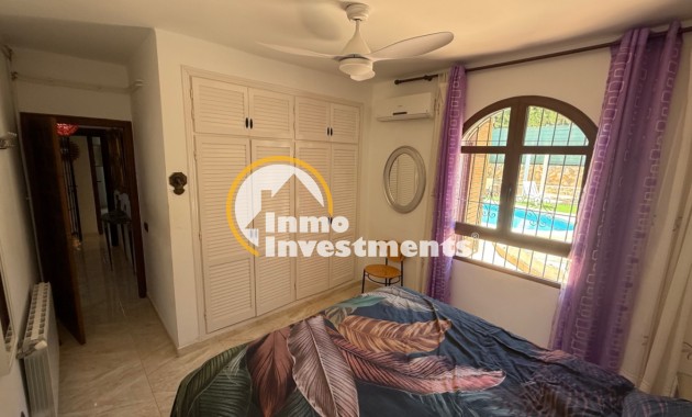 Reventa - Chalet independiente - Villamartin