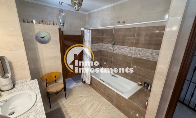 Reventa - Chalet independiente - Villamartin