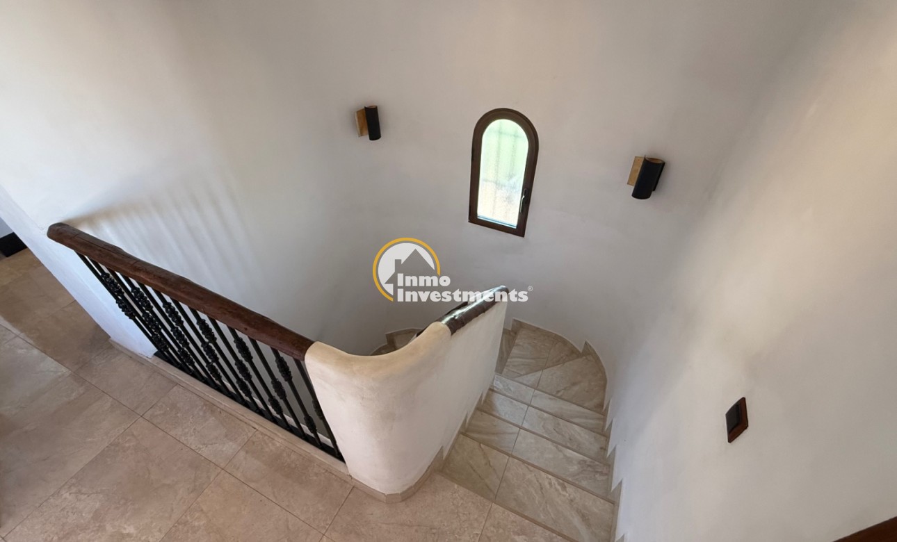 Reventa - Chalet independiente - Villamartin