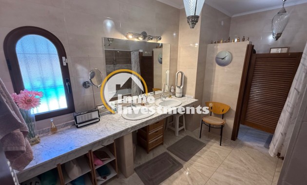Reventa - Chalet independiente - Villamartin