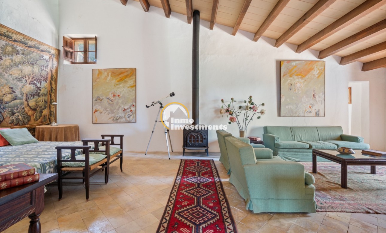Resale - Finca / Country House - Felanitx - Mallorca