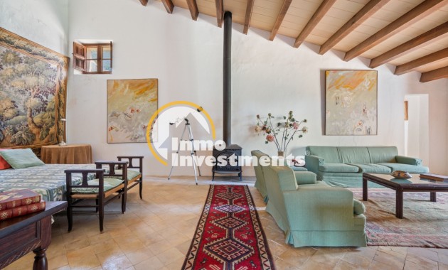 Resale - Finca / Country House - Felanitx - Mallorca