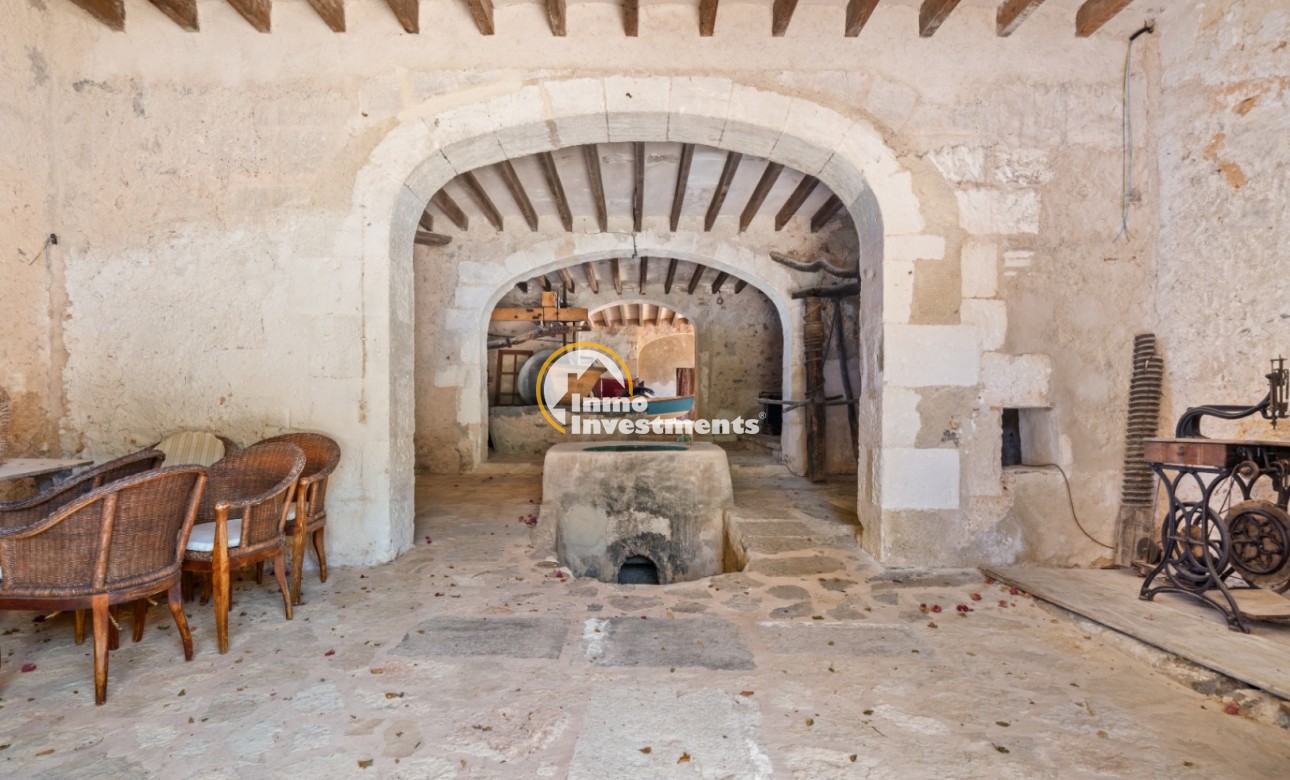 Resale - Finca / Country House - Felanitx - Mallorca