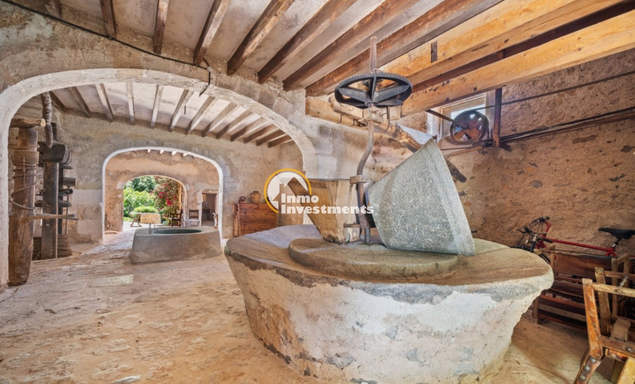 Resale - Finca / Country House - Felanitx - Mallorca