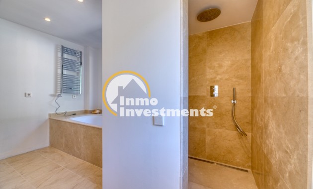 Resale - Villa - Esporlas - Mallorca