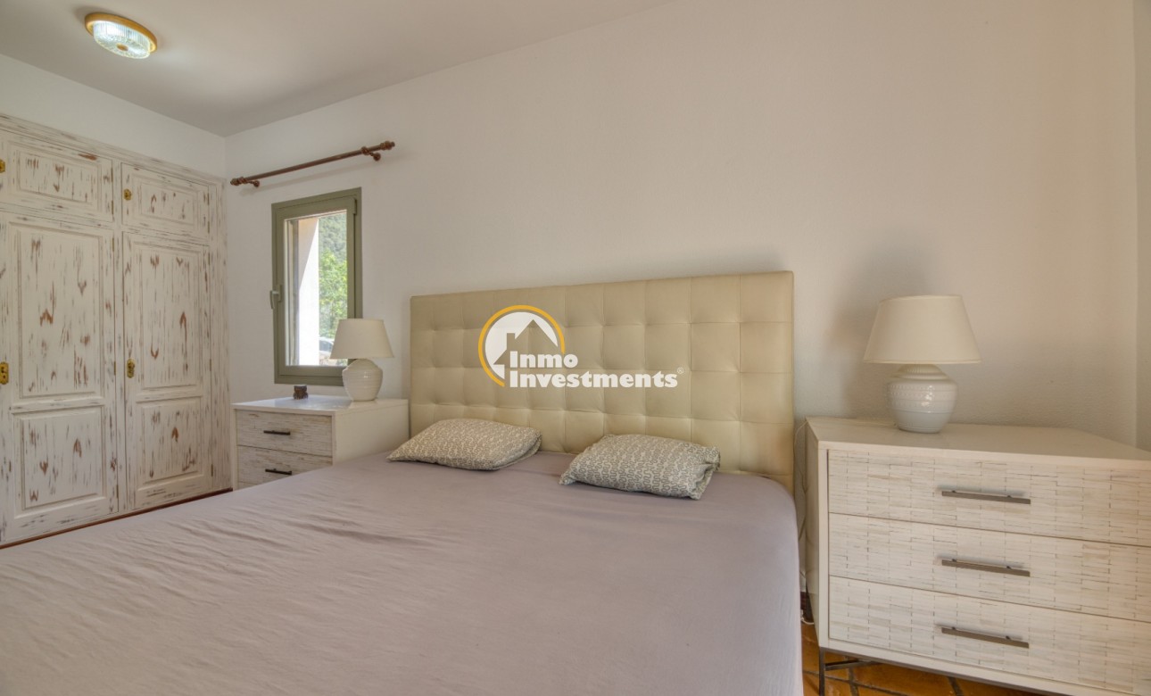 Resale - Villa - Esporlas - Mallorca