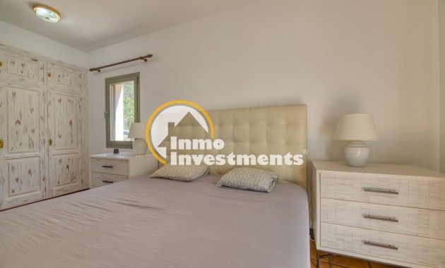 Resale - Villa - Esporlas - Mallorca