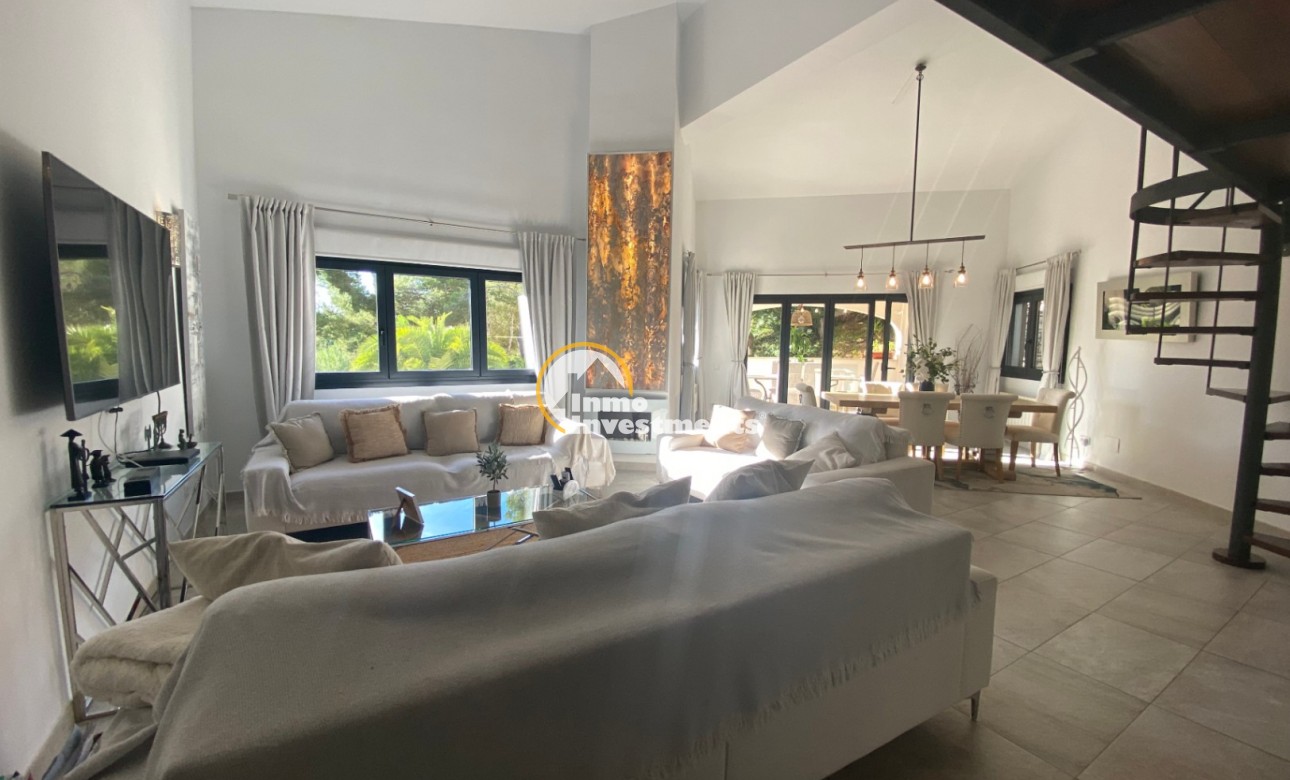 Resale - Villa - Calviá - Mallorca