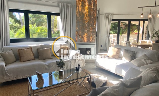 Resale - Villa - Calviá - Mallorca