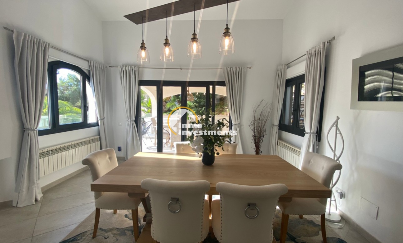 Resale - Villa - Calviá - Mallorca