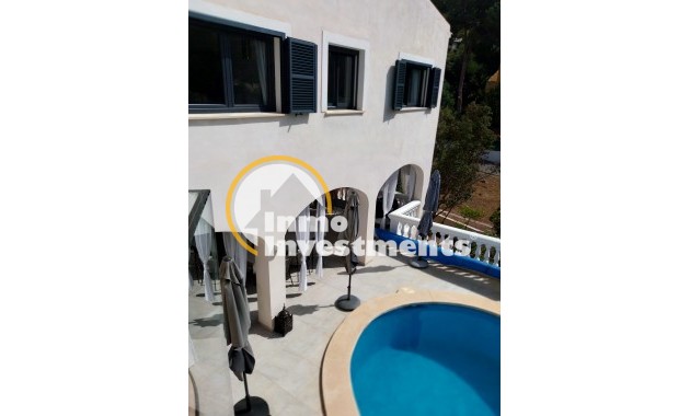 Resale - Villa - Calviá - Mallorca