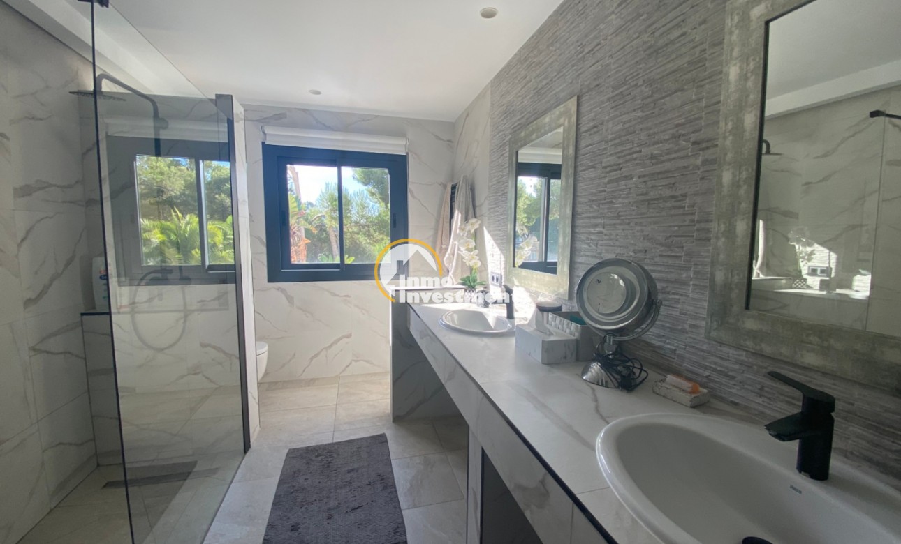 Resale - Villa - Calviá - Mallorca